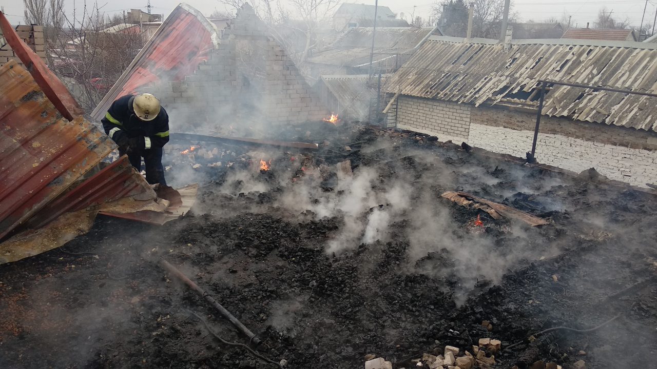 Херсонщина: ліквідовано пожежу приватної оселі 